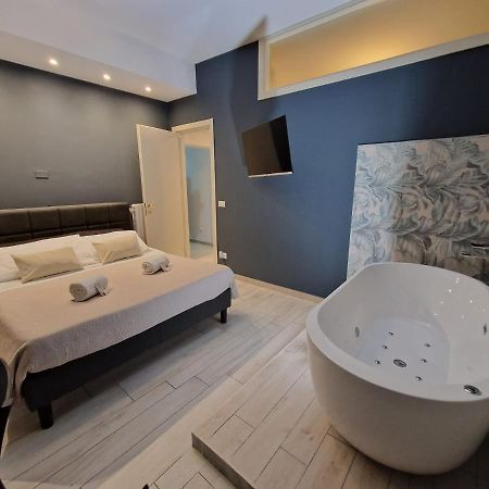 Apartments Amica Таранто Экстерьер фото