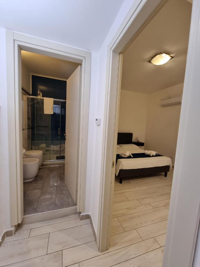 Apartments Amica Таранто Экстерьер фото