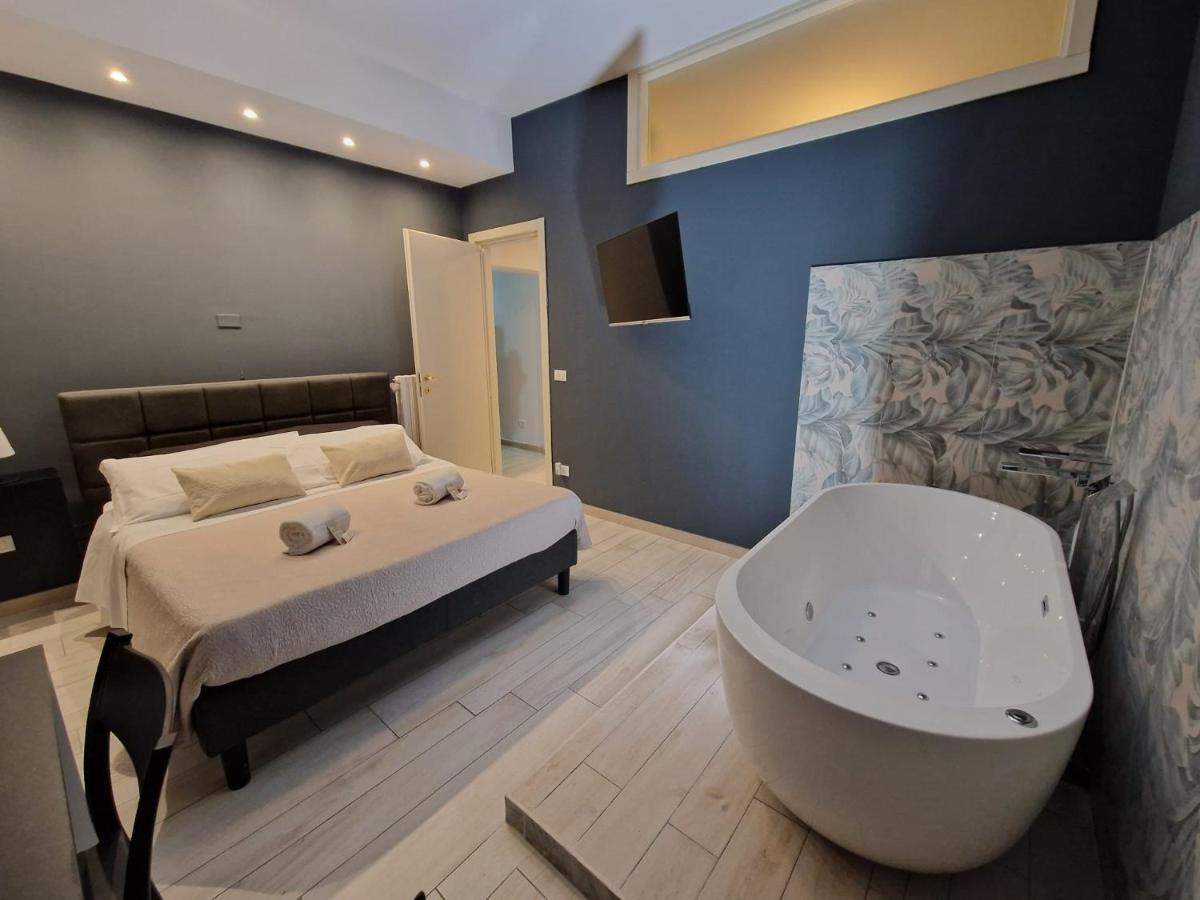 Apartments Amica Таранто Экстерьер фото