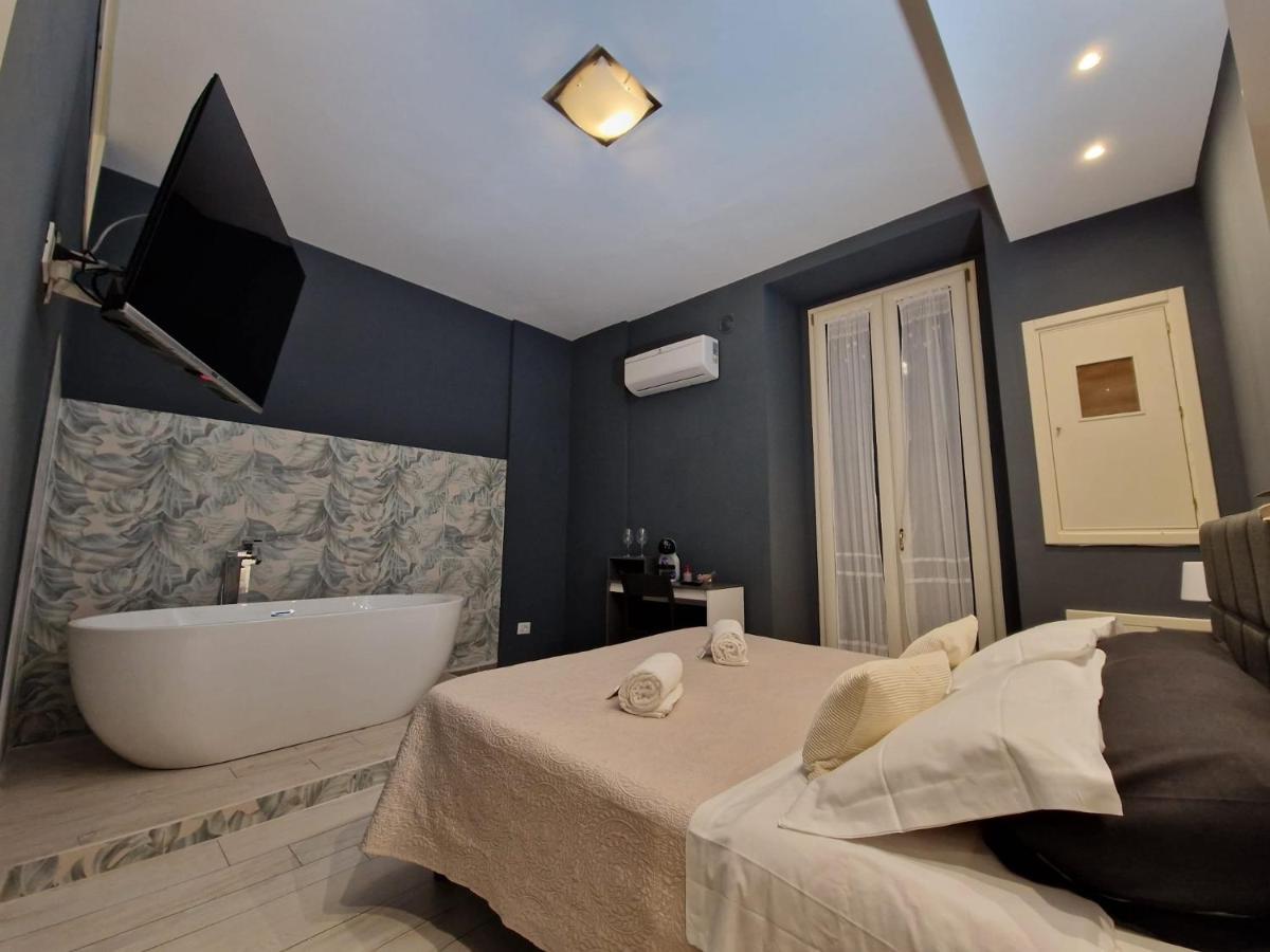 Apartments Amica Таранто Экстерьер фото