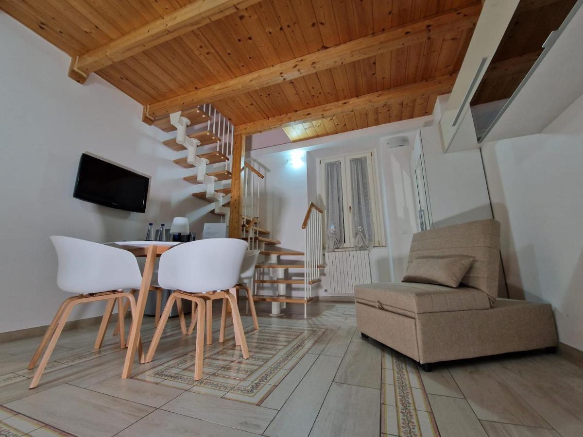Apartments Amica Таранто Экстерьер фото